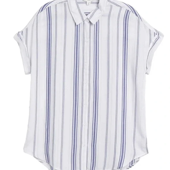 Francesca’s beachlunchlounge collection top - Picture 1 of 6